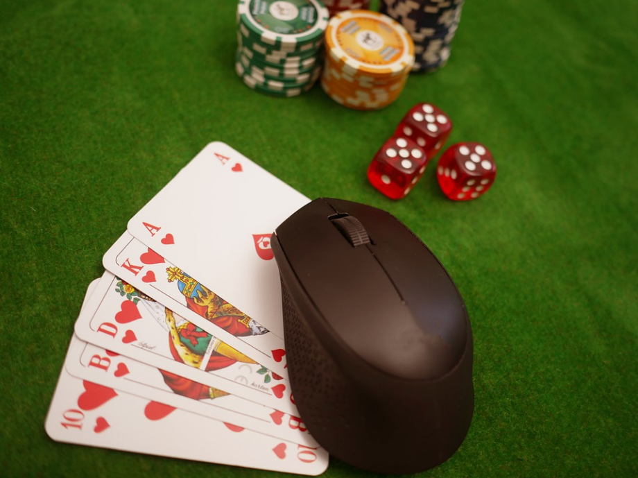 Factors to Consider When Joining an Online Casino