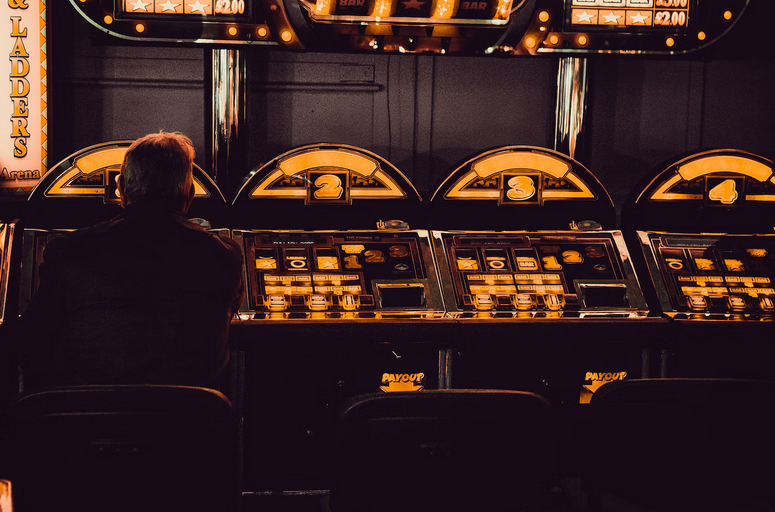The Role of Bonus Rounds and Free Spins: Enhancing Slot Machine Excitement
