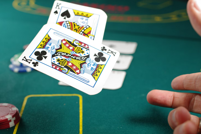 Unveiling the Secrets: Mastering the Art of Bluffing in Poker